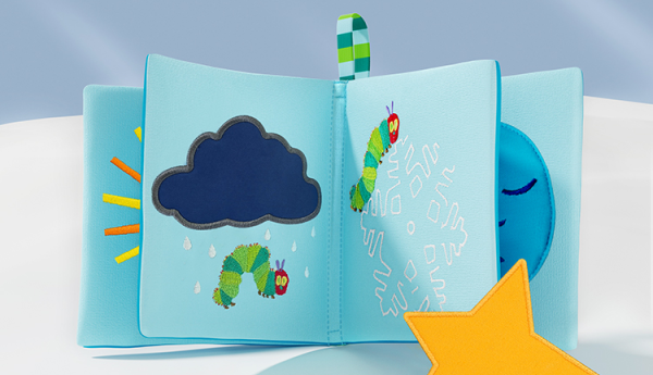 拿下全球知名IP《好饿的毛毛虫》，SMALL HANDS如何重构低幼启蒙新场景？